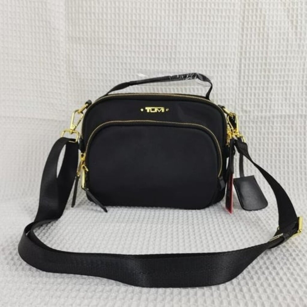 Tumi Voyageur Troy Zip Pocket Crossbody Bag in Black/Gold